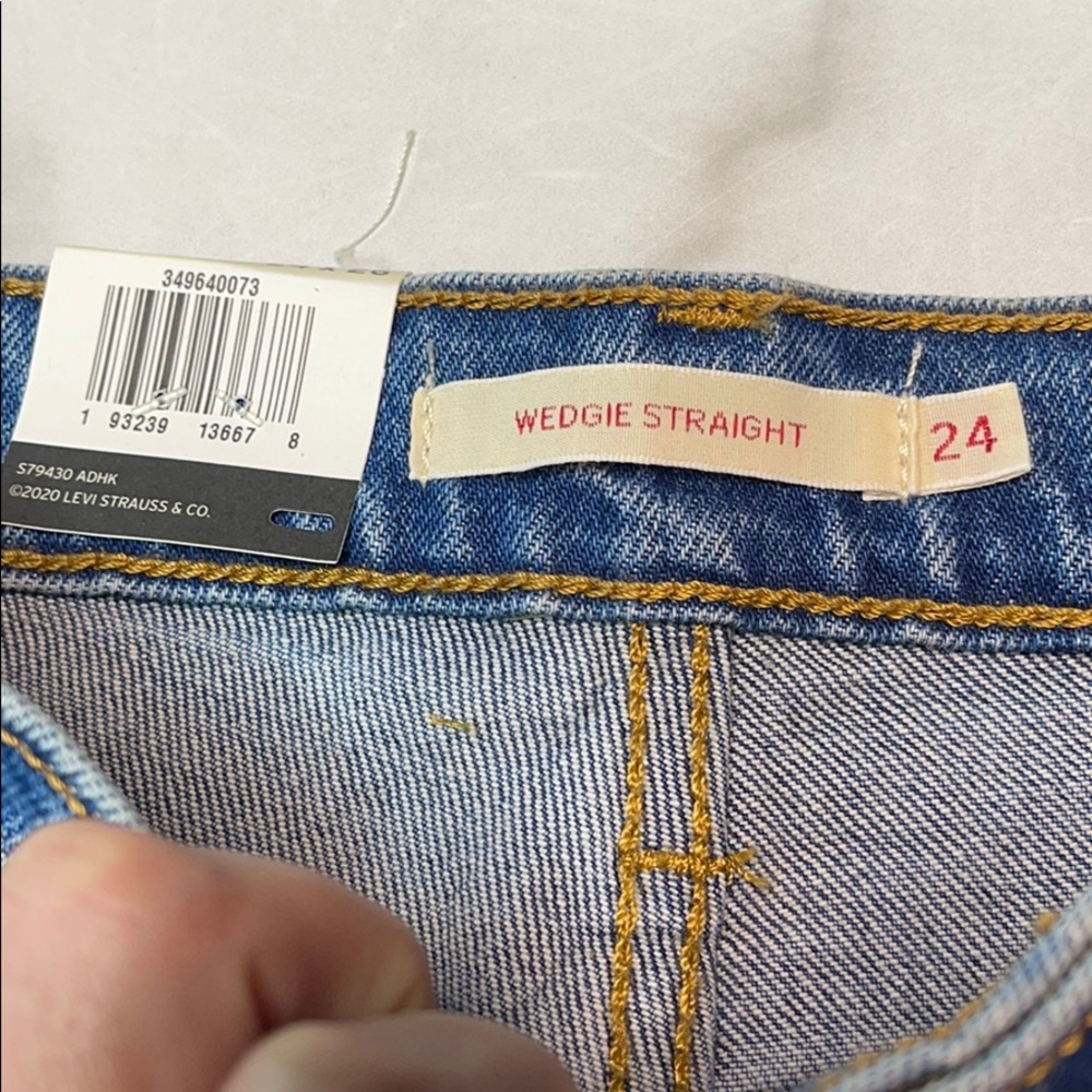 Levi’s Wedgie Fit Straight Jeans Size 24x26 NWT - Picture 4 of 7